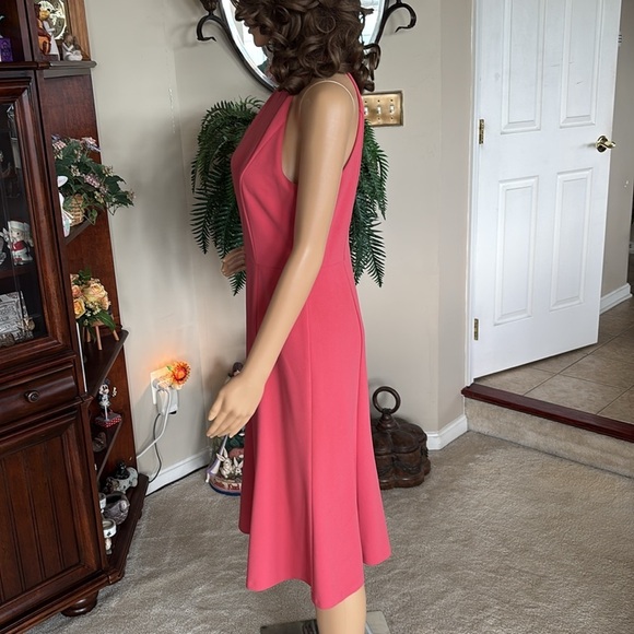 Donna Morgan Coral Tailored Midi Dress Halter Mock Neck Sleeveless Fit & Flare - Picture 13 of 16